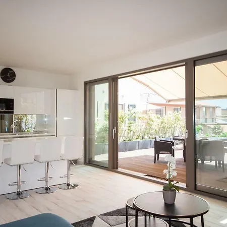 Terrazza Sul - Acquaseria, San Siro By Lovecomo بيت للعطل *