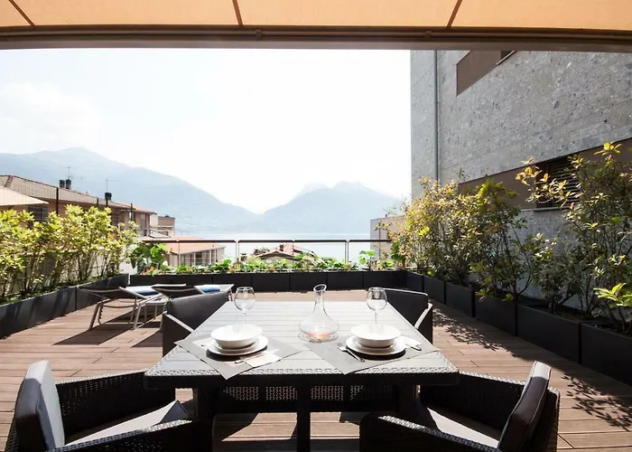 Semesterbostad Terrazza Sul - Acquaseria, San Siro By Lovecomo Acquaseria