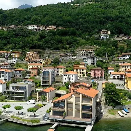 Terrazza Sul - Acquaseria, San Siro By Lovecomo Feriehus